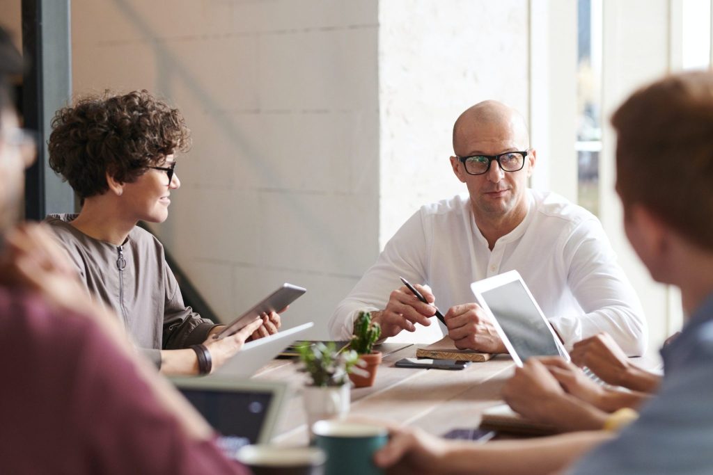 Las 3E de los negocios eficacia eficiencia y efectividad