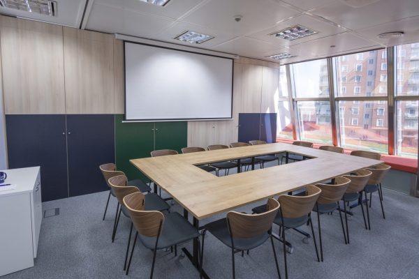 alquiler de meeting room 0B 2 en Plaza de Castilla, First workplaces