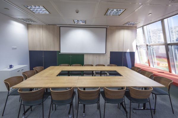 alquiler de meeting room 0B en Plaza de Castilla, First workplaces