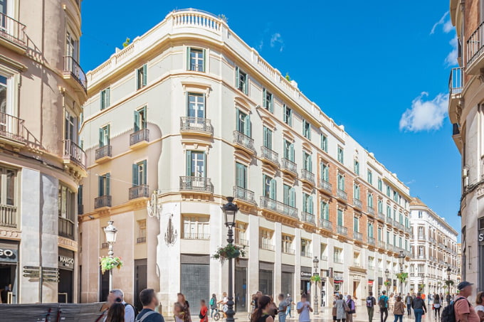 oficina corporativa edificio Larios