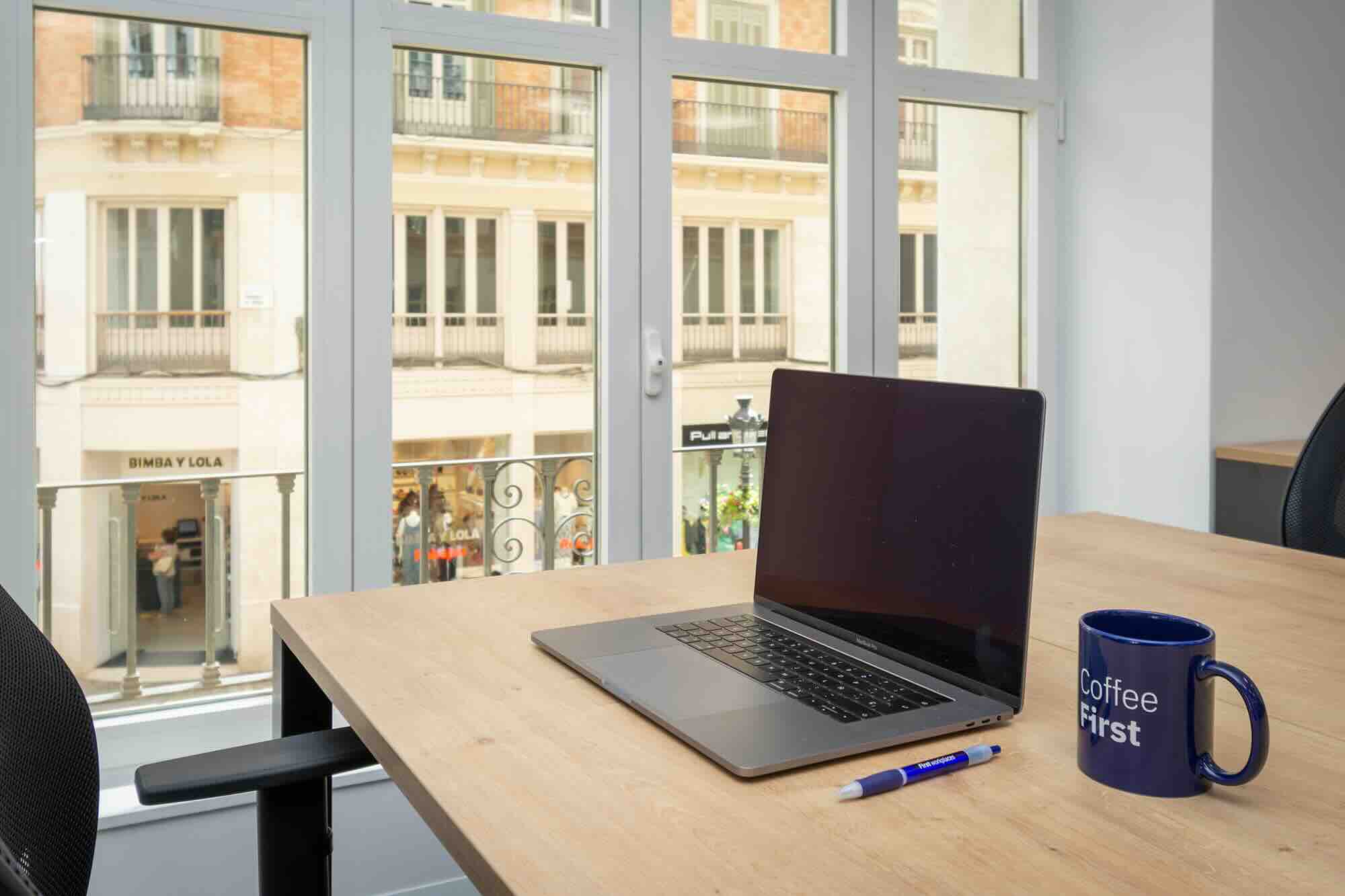Office 114 Larios First